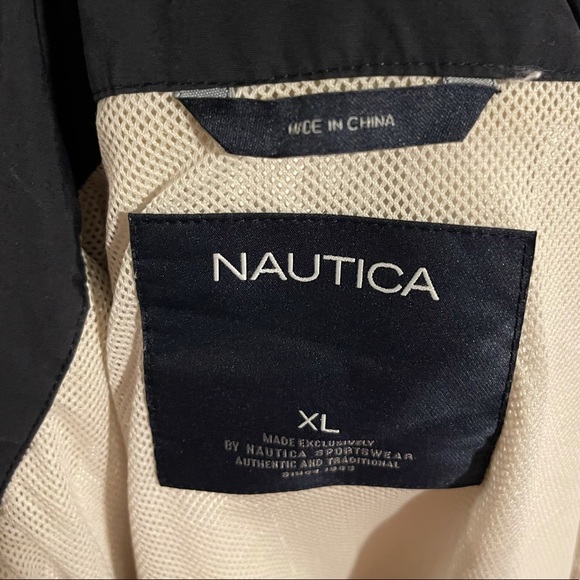 Men’s XL NAUTICA Rain Jacket Cream w/Navy Blue - Picture 4 of 6